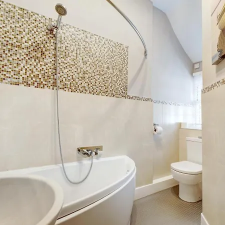 2 Bed In Skelwith Bridge Oc-Lr128 Vakantiehuis Elterwater