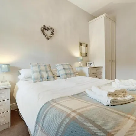 Vakantiehuis 2 Bed In Skelwith Bridge Oc-Lr128 *